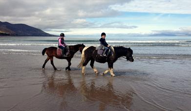 horse riding on rossbeigh beach